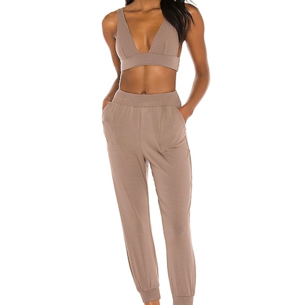 Revolve Lounge Set - image 5